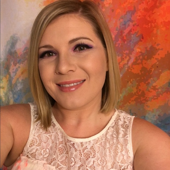 Meet your Posher, Paige - Picture 15 of 16